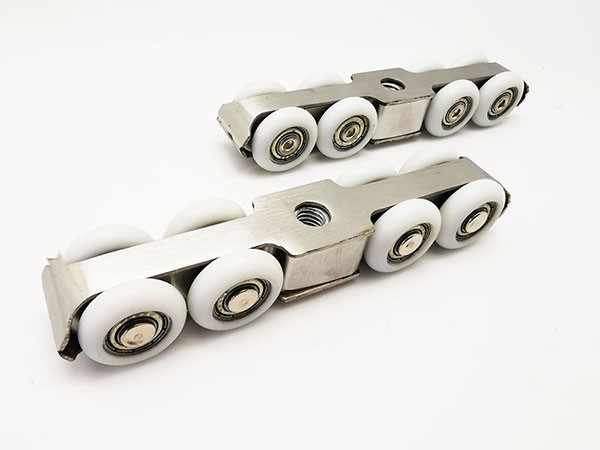 Аксессуары раздвижной двери Bathroom сатинировки сползая нагрузку ODM ≤120kg колеса ролика