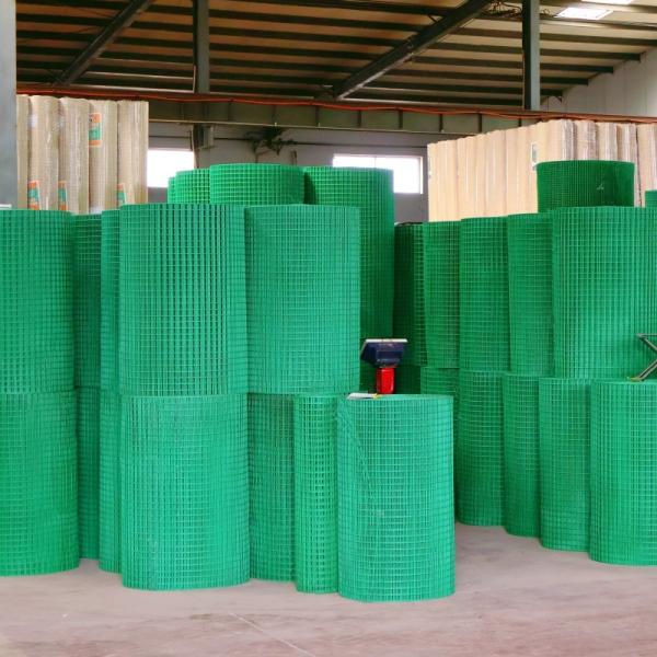 Holland Pvc Coated Welded Wire Fence Mesh Chicken Coop Welded Rabbit Cage