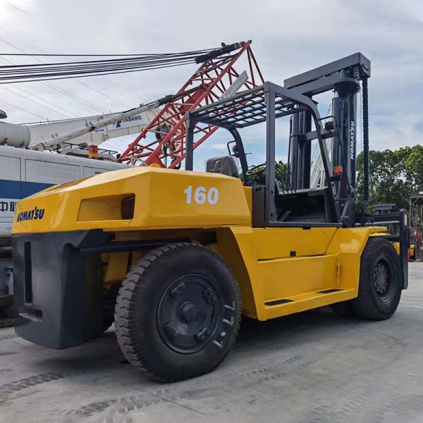 Farms 16 Ton Diesel Used Forklift Komatsu with 4m Lifting Height and Fork Width 150m