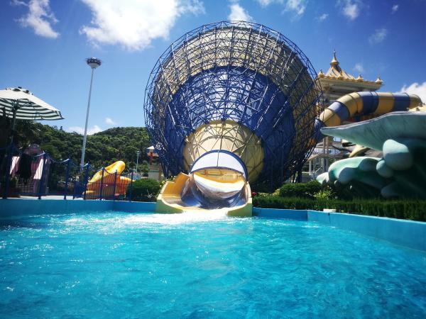 Corrediças de água comerciais adultas da fibra de vidro do equipamento grande do parque temático da água da trombeta