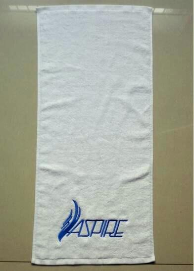 Low MOQ fitness towel/ hand towel/ face towel with customized embroidery