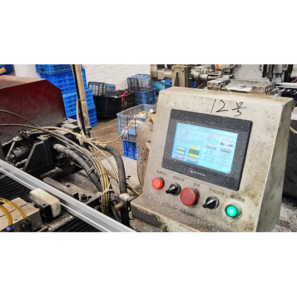 Пневматическая алюминиевая пробивающая машина для окон 13 мм