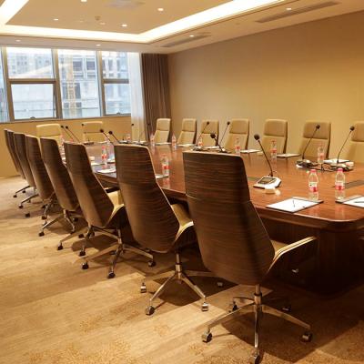 Conjunto de mobiliário para salas de reuniões de hotéis, feito de madeira e materiais de couro de alta qualidade
