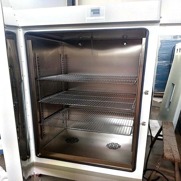 Три камеры коробчатого типа для испытаний на воздействие горячего и холодного воздействия на окружающую среду со временем восстановления в течение 3 минут