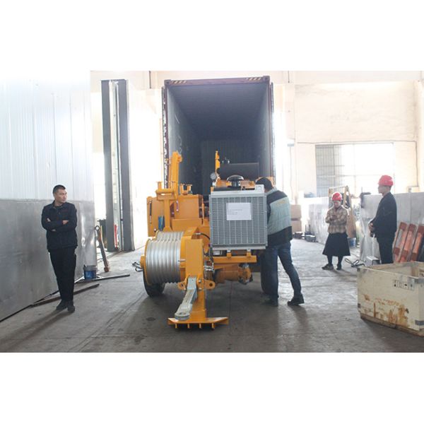 Equipo de ensamblaje de líneas aéreas de 90 kN con tirador hidráulico de tensión