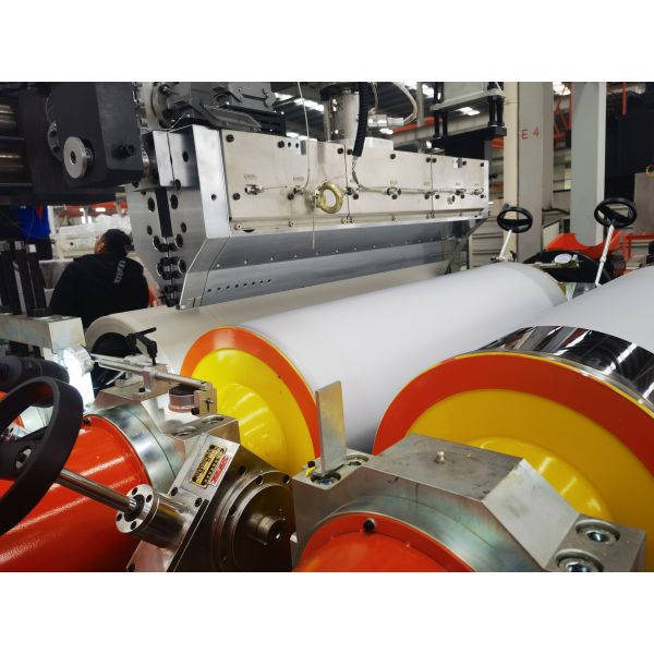 Single Screw TPU Film Extrusion Line with 500kg/H Output and 1000-2000mm Width for High-Quality TPU Cast Film Production