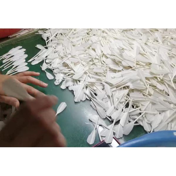 Good quality Custom Logo Duck goose Feather Class A Shuttlecock Badminton