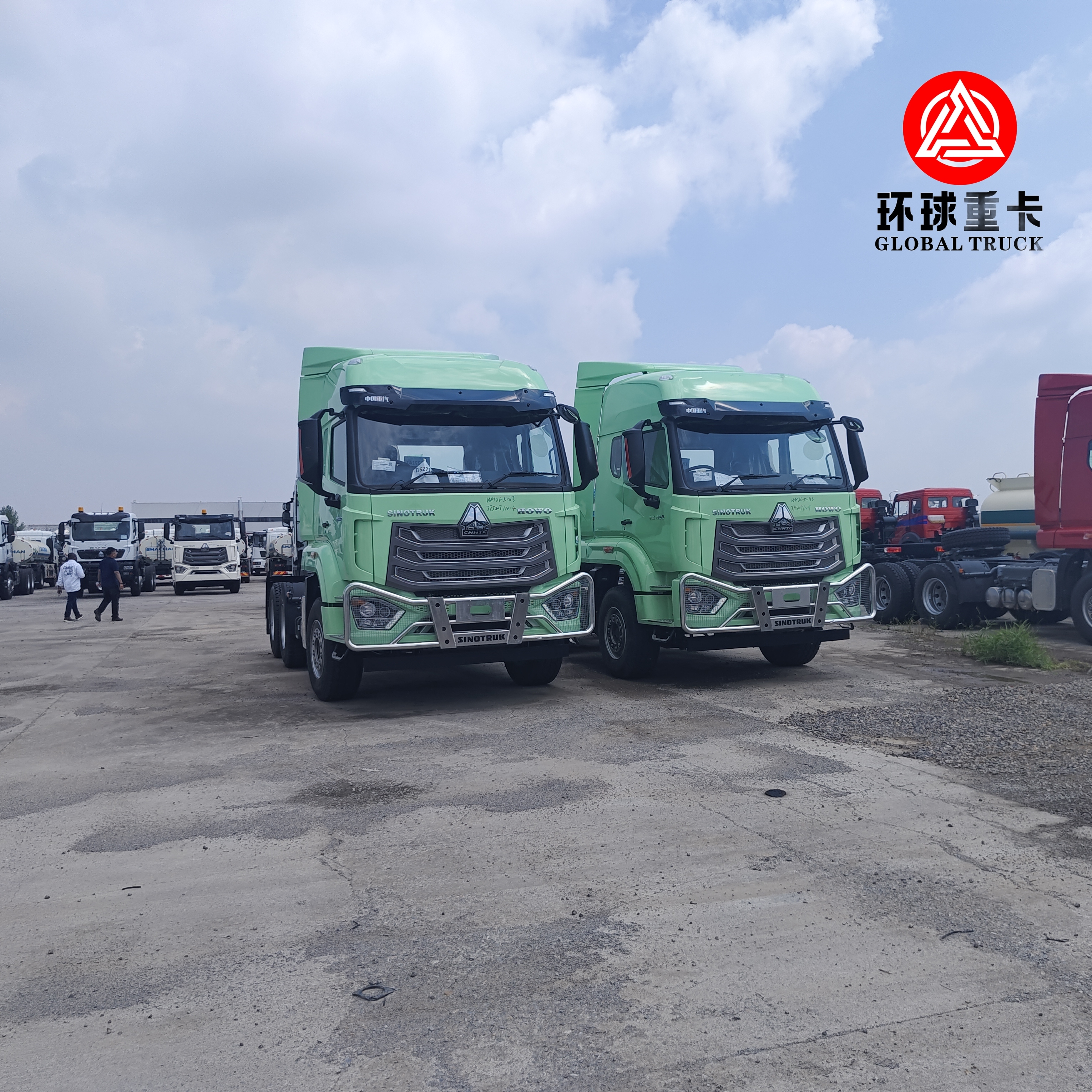 Brand New Sinotruk HOWO NX 6x4 400HP Tractor Head Truck for Heavy Cargo and Container Transport