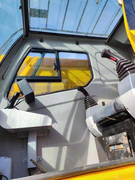 Crane hydraulique mobile utilisée 2018 Hauteur maximale de levage 40m STC80T6 Crane mobile terrestre