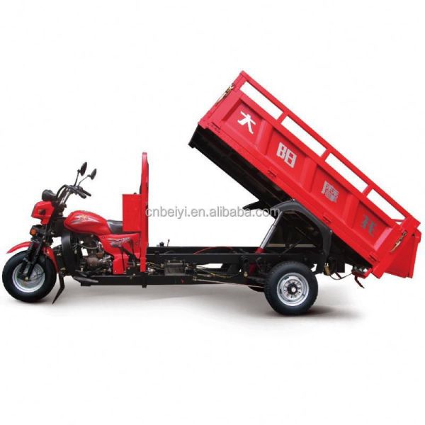 Single Cylinder Engine Type 200CC 175cc Motorcycle Truck 3-Wheel Tricycle in Chongqing