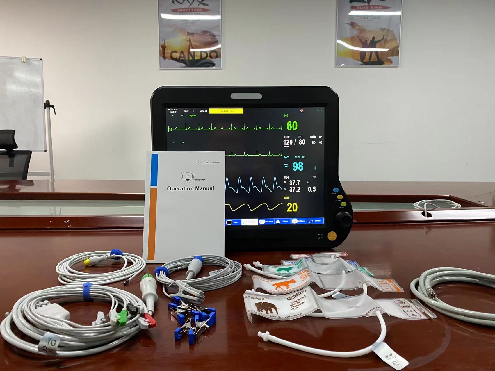 Многоязычный ветеринарный многопараметрический монитор 15 дюймов с EtCO2 CMS Touch
