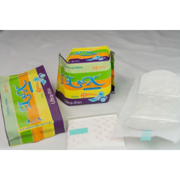 Breathable Absorbent Cotton Pantiliners Featuring Natural Plant Essences Ensuring Comfortable Protection and Odor Control
