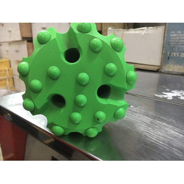 Pedazo del carburo de tungsteno con Dia140mm para el taladro del agujero profundo