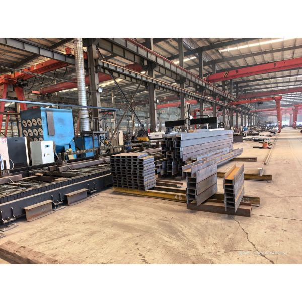 Light Weight High Strength Prefabricated Steel Structure Hangar Shed with Custom Design