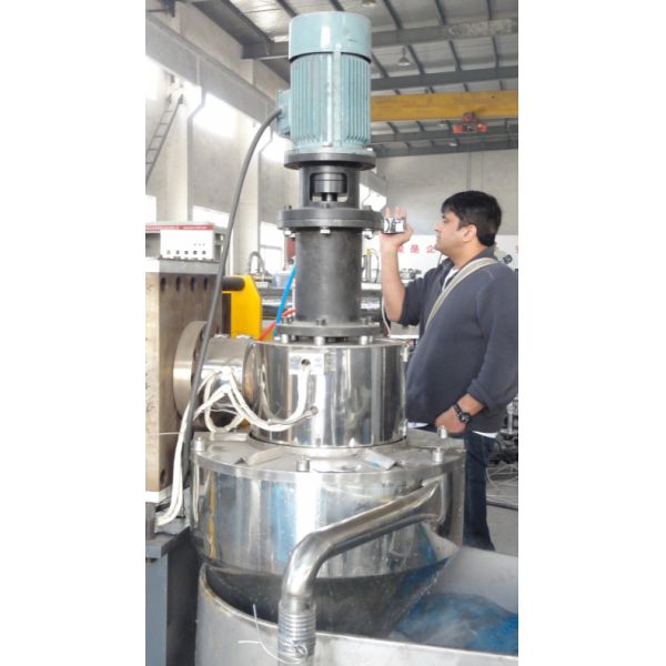 Waste Plastic Film Recycling Machine With Agglomerator And Degassing