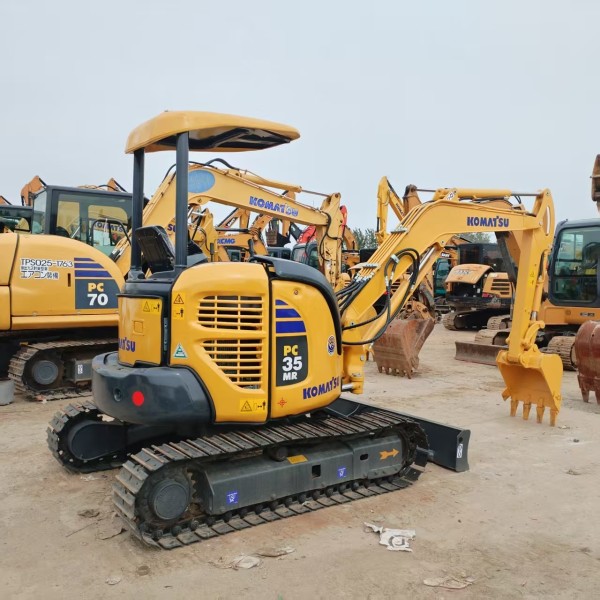 Heavy-Duty Well-Kept Komatsu PC35MR Excavator, 0.12CBM Bucket for Municipal Engineering