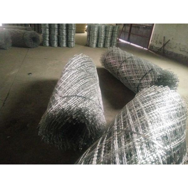 Silver Galvanized Welded 3.2mm Razor Wire Mesh 75x150mm Opening