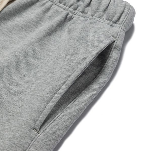 Напечатанная сдвоенная линия предметов первой необходимости сезона 6 ТУМАНА замыкает накоротко брюки пляжа