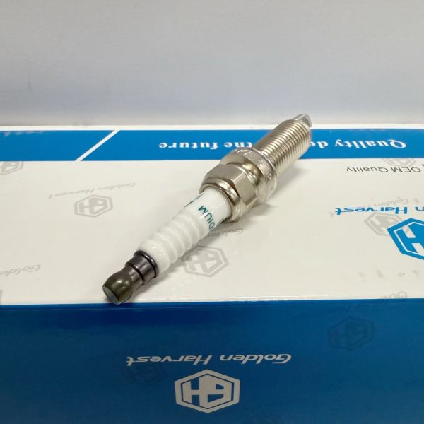 90919-01289 FC16HR-Q8 Standard Spark Plugs For Toyota Lexus Car