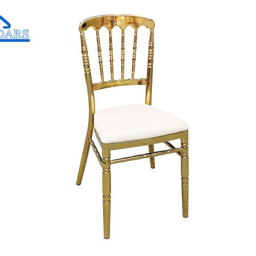 Acessórios de barracas de festas de ouro de luxo cadeira de banquete com almofada para casamento