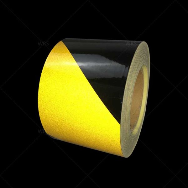 Black Yellow Adhesive PVC Reflective Tape Sticker 50MM Width 1-3 Years Lifespan CN FUJ