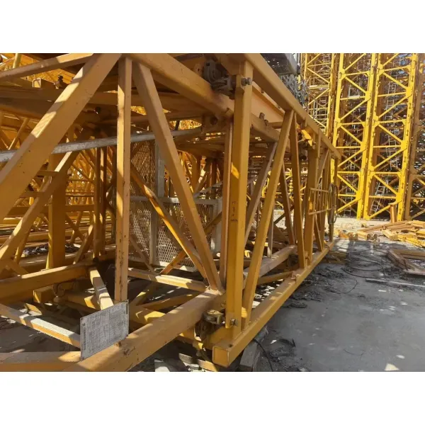 Grúa torre usada Zoomlion Zoomlion Wa6516-8b asequible para la construcción de instalaciones industriales