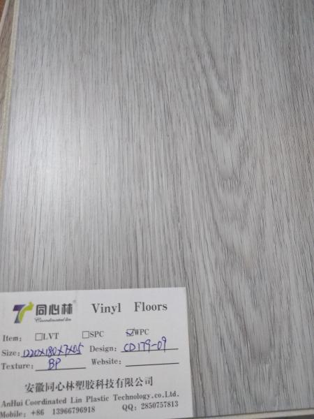 Fireproof Click Lock WPC Vinyl Flooring For Apartment