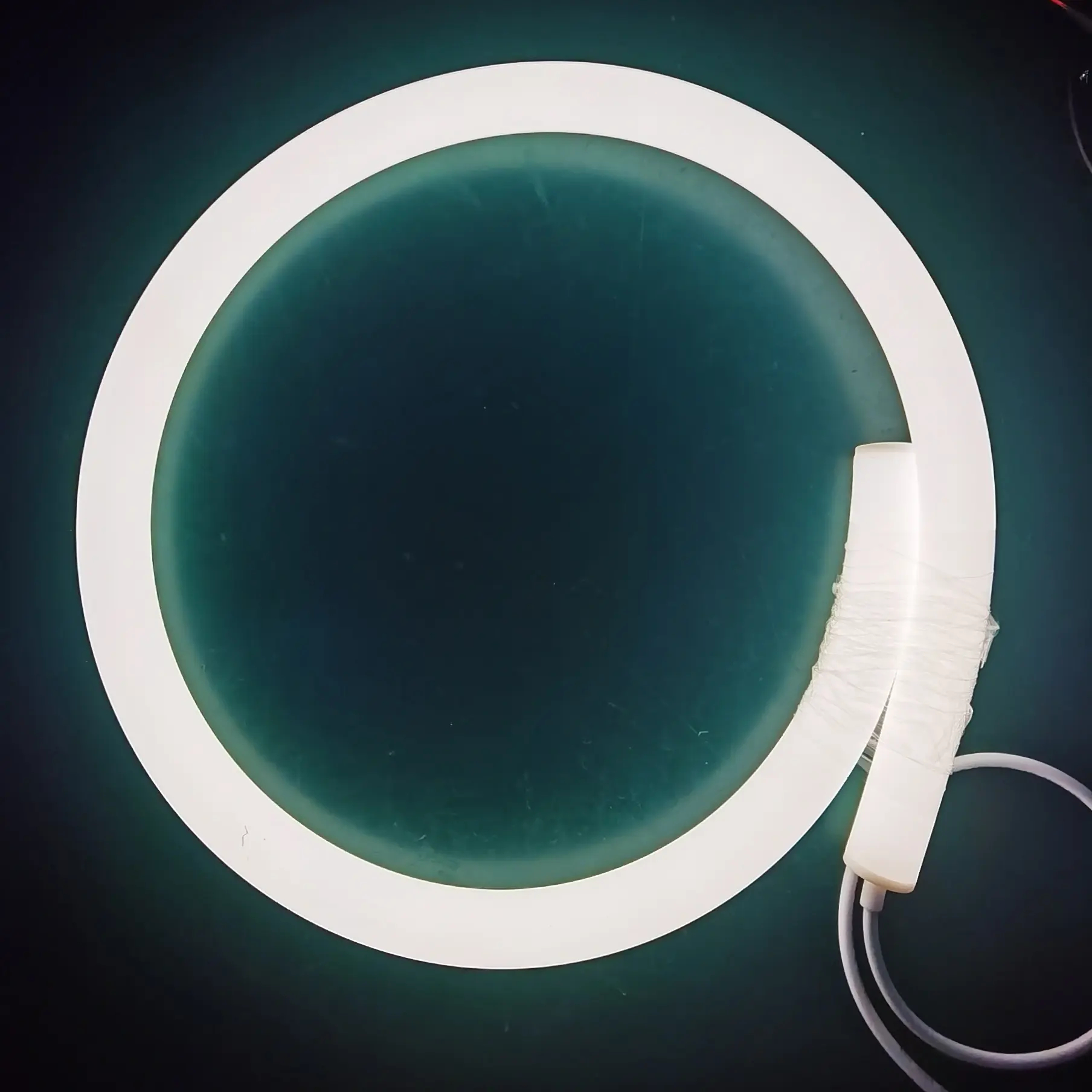 Цифровая световая панель адресуемая RGB Led Neon 360° Круглый 25 мм Магический цвет Внешнее управление