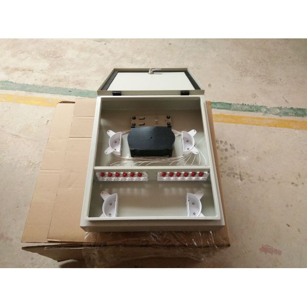 LC FC CATV FTTH Wall Mount Fiber Enclosure IP65 24FO Outdoor Fiber Enclosure
