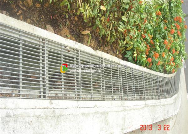 Rust Proof Industrial Drain Grates , Airports Stainless Steel Trench Drain Covers 