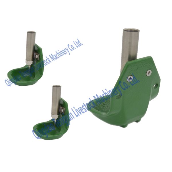 Green Automatic Pig Feeders And Drinkers Efficient Feeding System