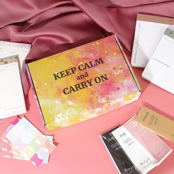 Перерабатываемый пользовательский логотип гофрированный почтовый ящик для ежемесячной подписки