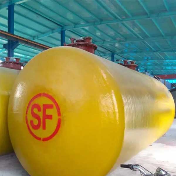 réservoirs en vrac en acier de stockage d'huile de 3000L Q235, réservoirs de stockage de pétrole en vrac de mur du double 42000l