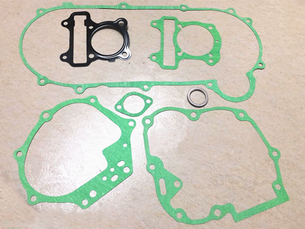 Motorcycle Gasket Sets / Complete Gasket Kit For Honda SCR100 WH100T Spacy100