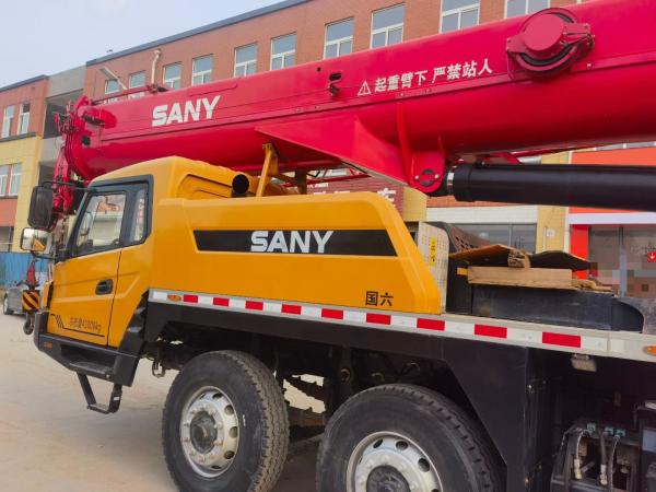 Grue sur camion Sany STC500E5 d'occasion de 50 tonnes 2022 Flèche de 45,5 m