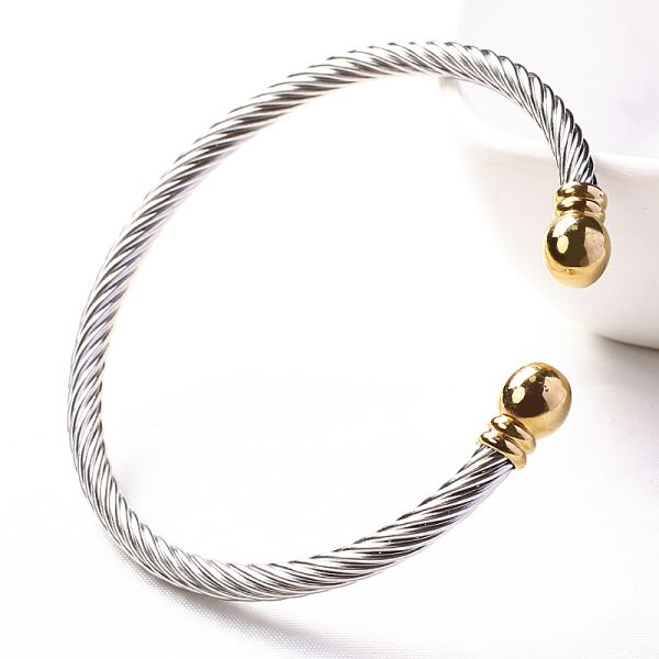 Fashion titanium steel bracelet female hand accessories twisted C-shaped bracelet plated 18k gold  gift accessories