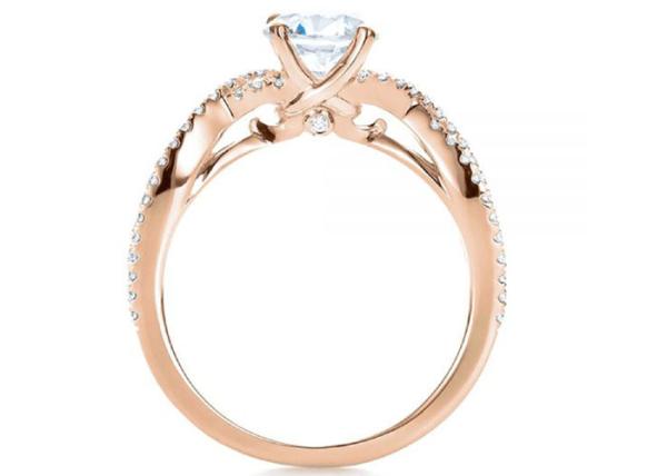 Claw Setting 18K Rose Gold Ring 0.8ct With GH VS1 GIA Diamond