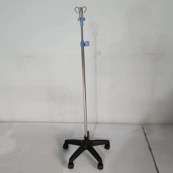 Étendue réglable d'acier inoxydable IV Poteaux d'infusion de base en plastique avec 5 rouleaux