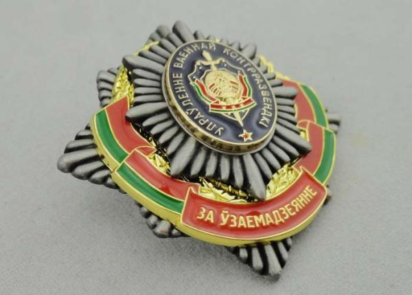 Screw Souvenir Badges Army / Car / Awards With Antique Silver Plating