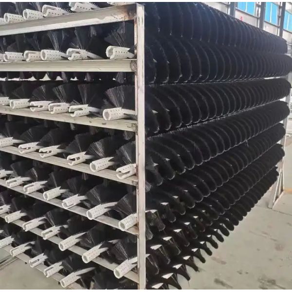 Photovoltaic Panel Nylon Spiral Rotating Cylinder Brush Solar Panel Cleaning Brush Roller