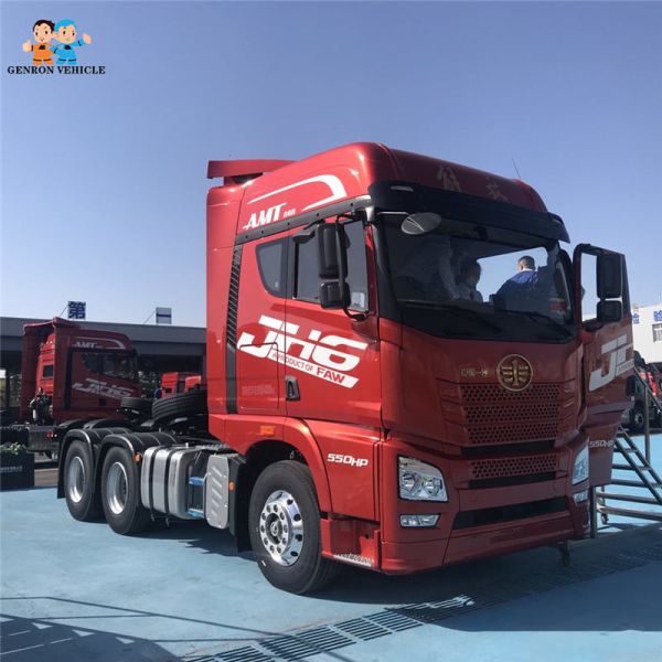 6×4 4×2 FAW Tractor Head Trucks Euro 2 Engine Emission Standard