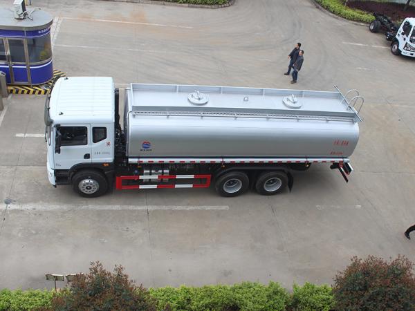 Marque Dongfenghua Shenrunzhixing, Camion de ravitaillement en liquide de 19 mètres cubes