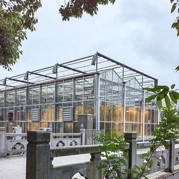 Многопролетная теплица Steel Flame, коммерческая стеклянная теплица с зимним укрытием и гидропонной системой