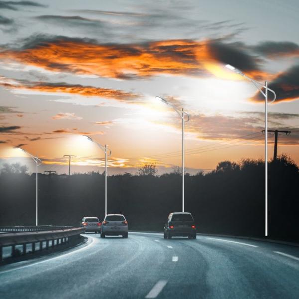 Outdoor IP66 Waterproof 100W 200W 300W LED Street Light Die-Cast Aluminum Light 150LM/W