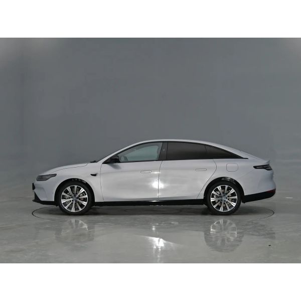 Wholesale Luxury Leap Motion C01 Auto Small Vehicle Electric Fuel Automobile New Leather Seat Covers Decoration Cheap Suv Cars