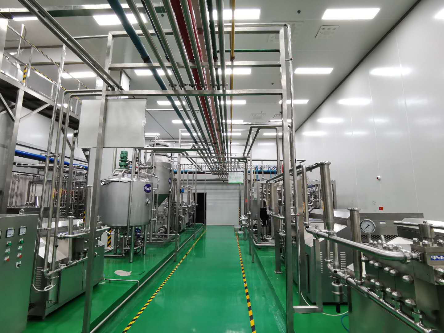 Производственная линия соуса для томатов весом 300 кг, работающая на машине для переработки свежей томатной пасты