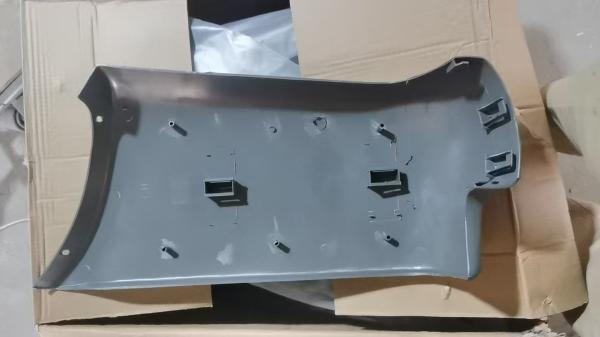 Ford Transit, le détecteur arrière 95VB-17961-AB 20,5 x 16,5 x 15,5 cm