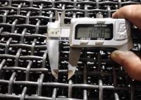 Pedreira usando mineral como requer mídia de autolimpeza de malha de peneira vibratória