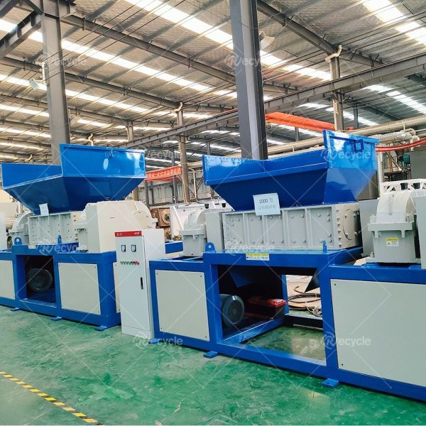 Customized Metal Plastic Tyre Shredder for Client's Requirements and Wood Pallet