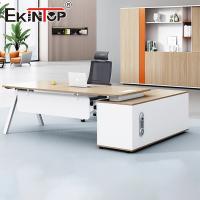Fabrica Nuevo diseño Escritorio de computadora Muebles de oficina modulares Escritorio hecho a medida